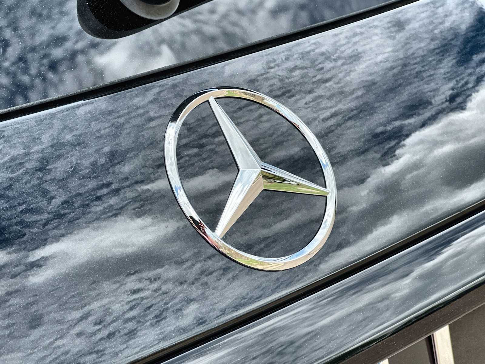 Thumbnail: 2026 Mercedes-Benz GLC - 16