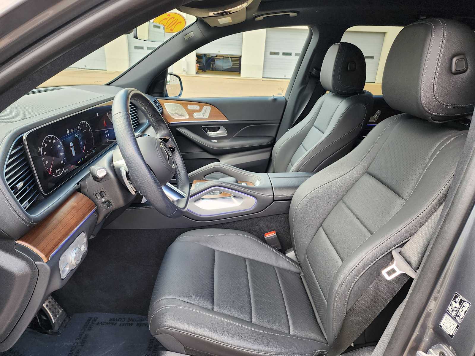 Thumbnail: 2025 Mercedes-Benz GLS - 9