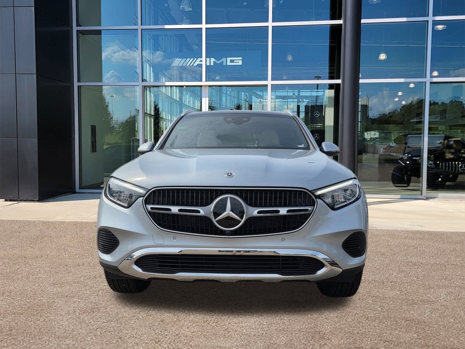 2026 Mercedes Benz GLC 350e 4MATIC photo 2