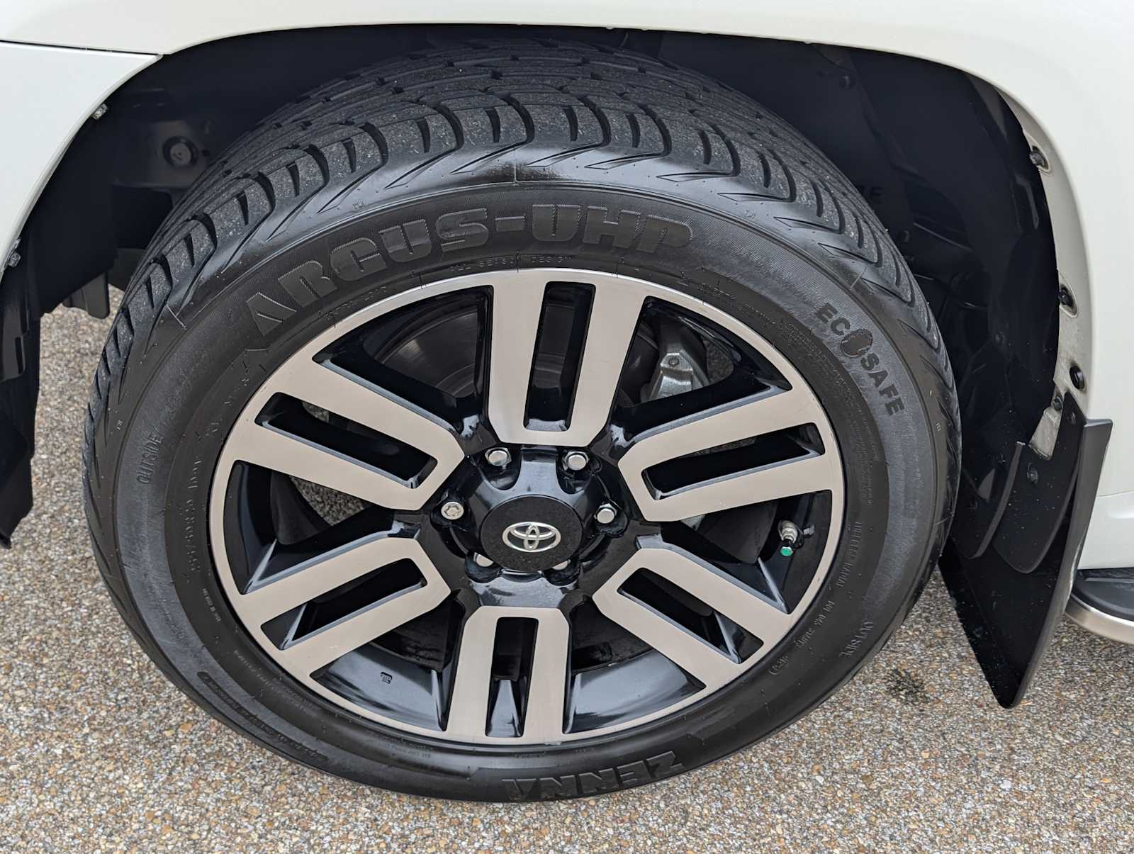 Thumbnail: 2020 Toyota 4Runner - 33