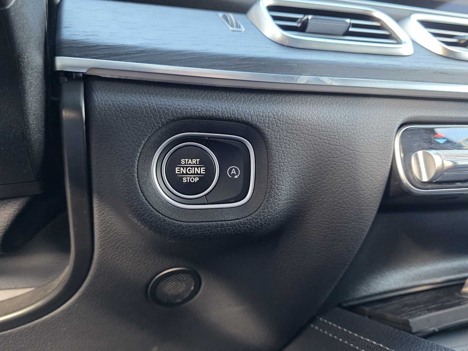 Thumbnail: 2025 Mercedes-Benz GLS - 20