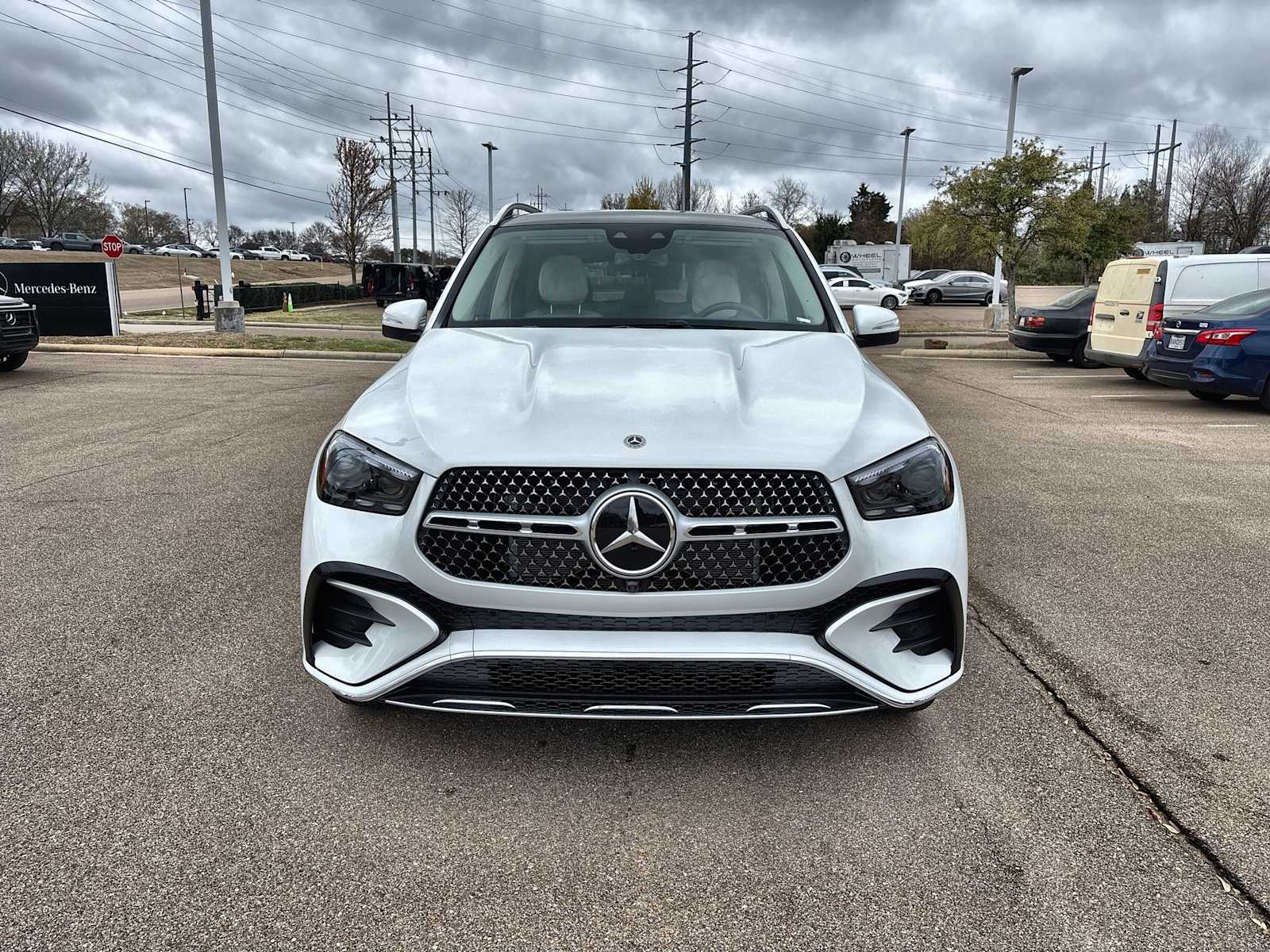 Thumbnail: 2026 Mercedes-Benz GLE - 12