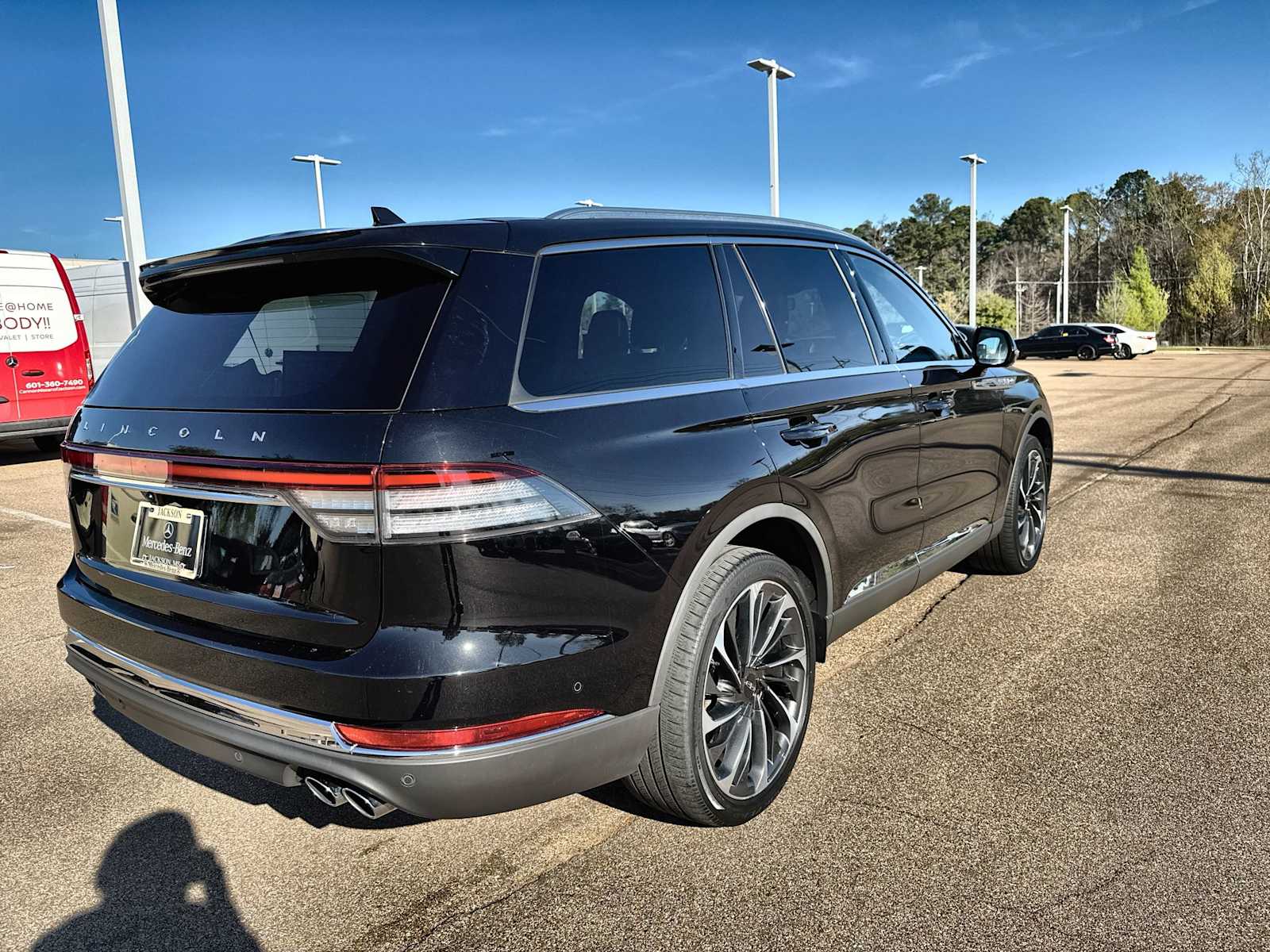 Thumbnail: 2022 Lincoln Aviator - 8