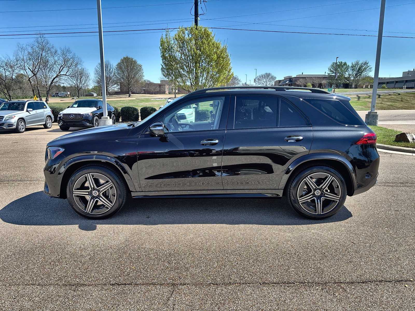 Thumbnail: 2026 Mercedes-Benz GLE - 5