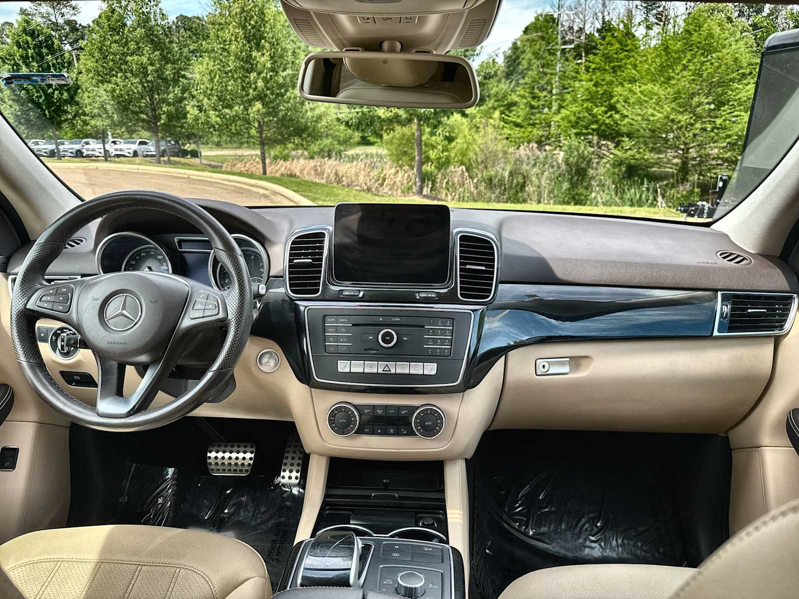 Thumbnail: 2019 Mercedes-Benz GLE - 20