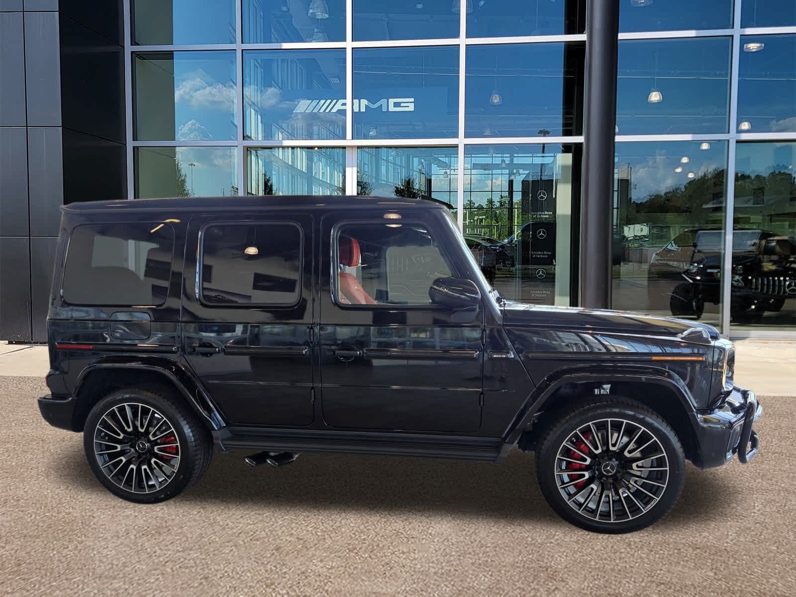 2025 Mercedes Benz G AMG 63 photo 4