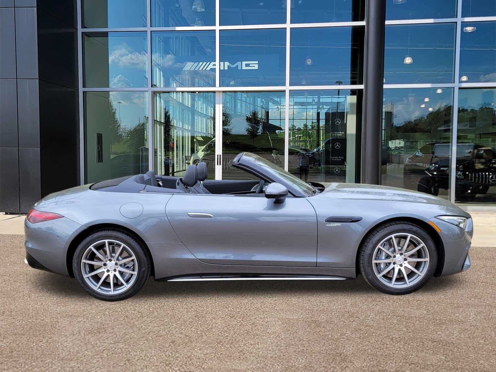 Thumbnail: 2025 Mercedes-Benz SL-Class - 26