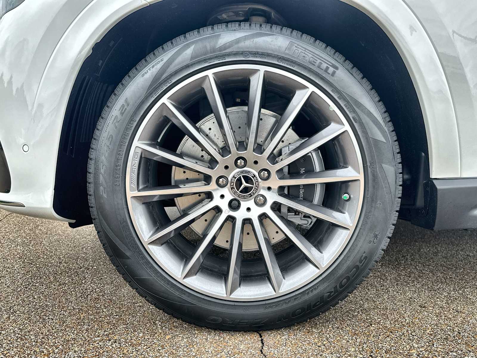 Thumbnail: 2026 Mercedes-Benz GLE - 14