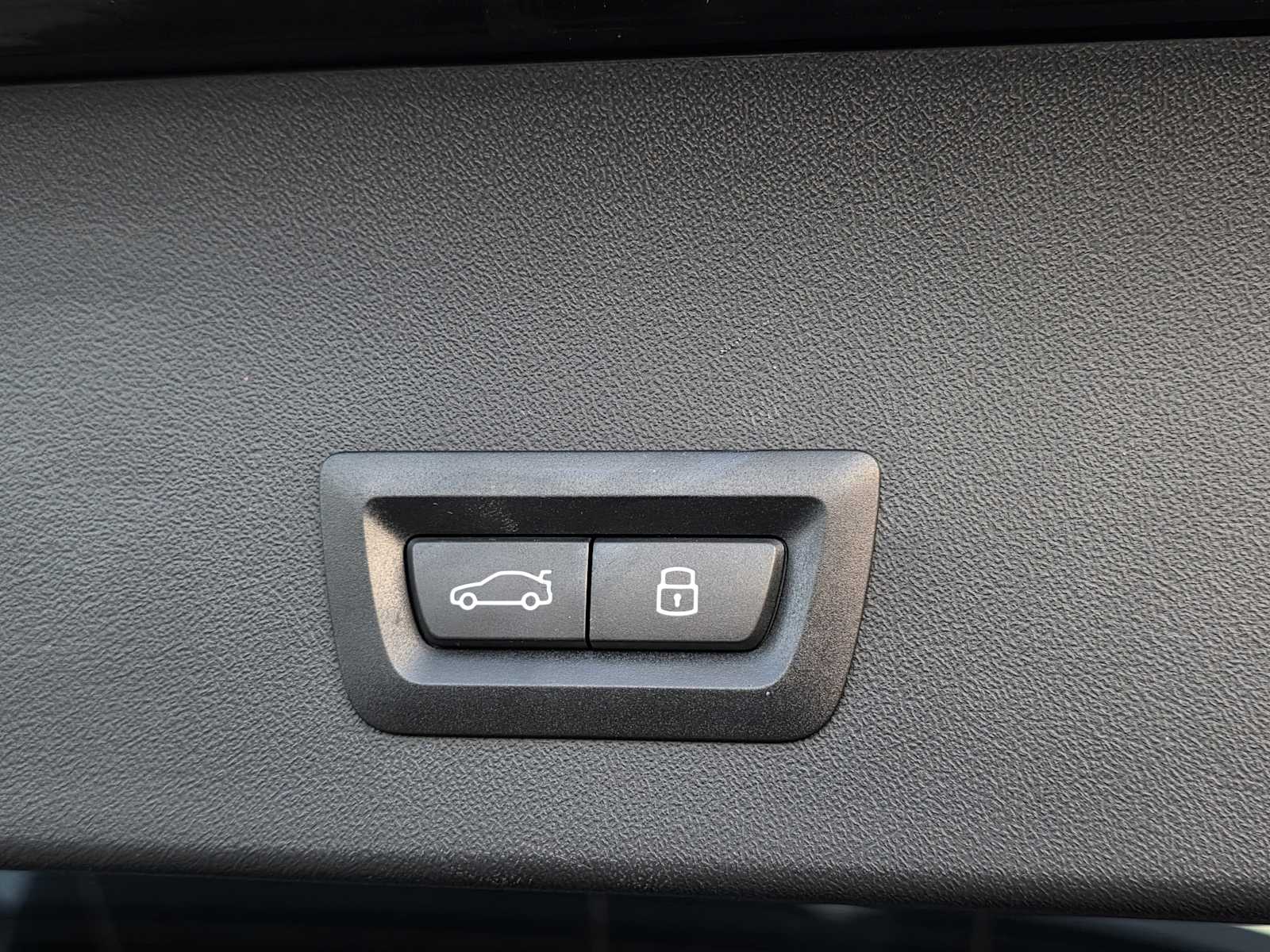 Thumbnail: 2025 BMW X3 - 28