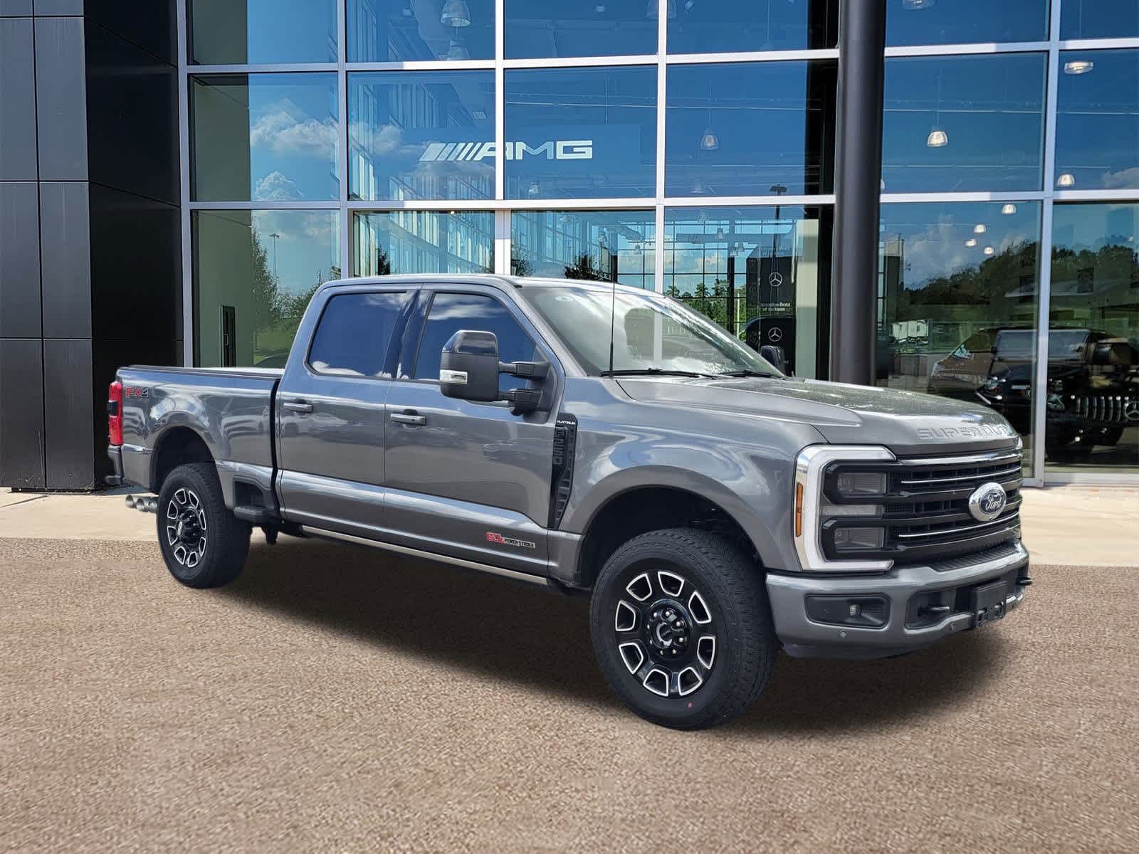2025 Ford F-250 photo 3
