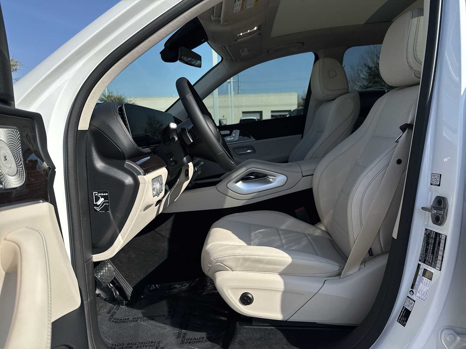 Thumbnail: 2026 Mercedes-Benz GLE - 2