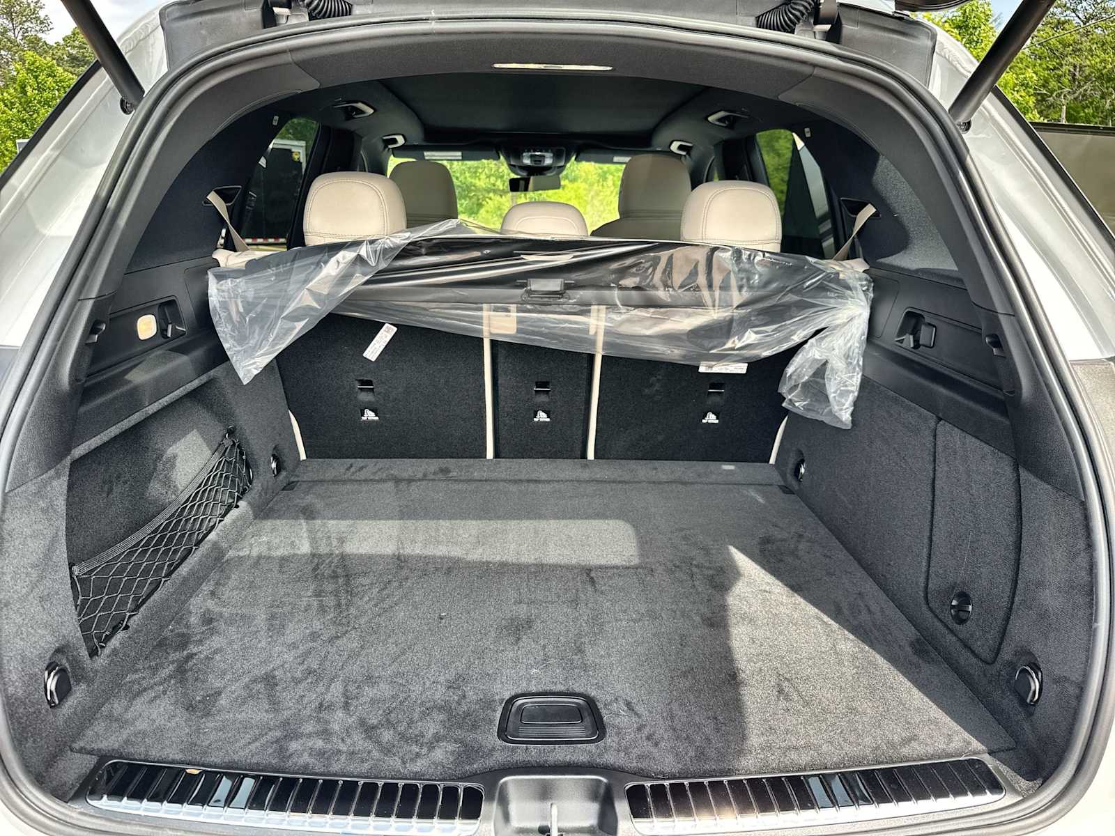 Thumbnail: 2026 Mercedes-Benz GLE - 17