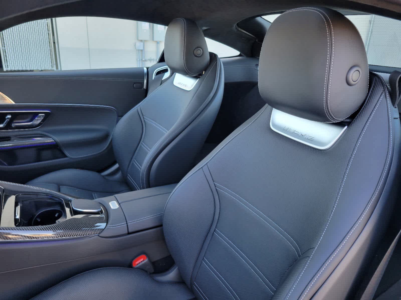 Thumbnail: 2025 Mercedes-Benz AMG GT - 12