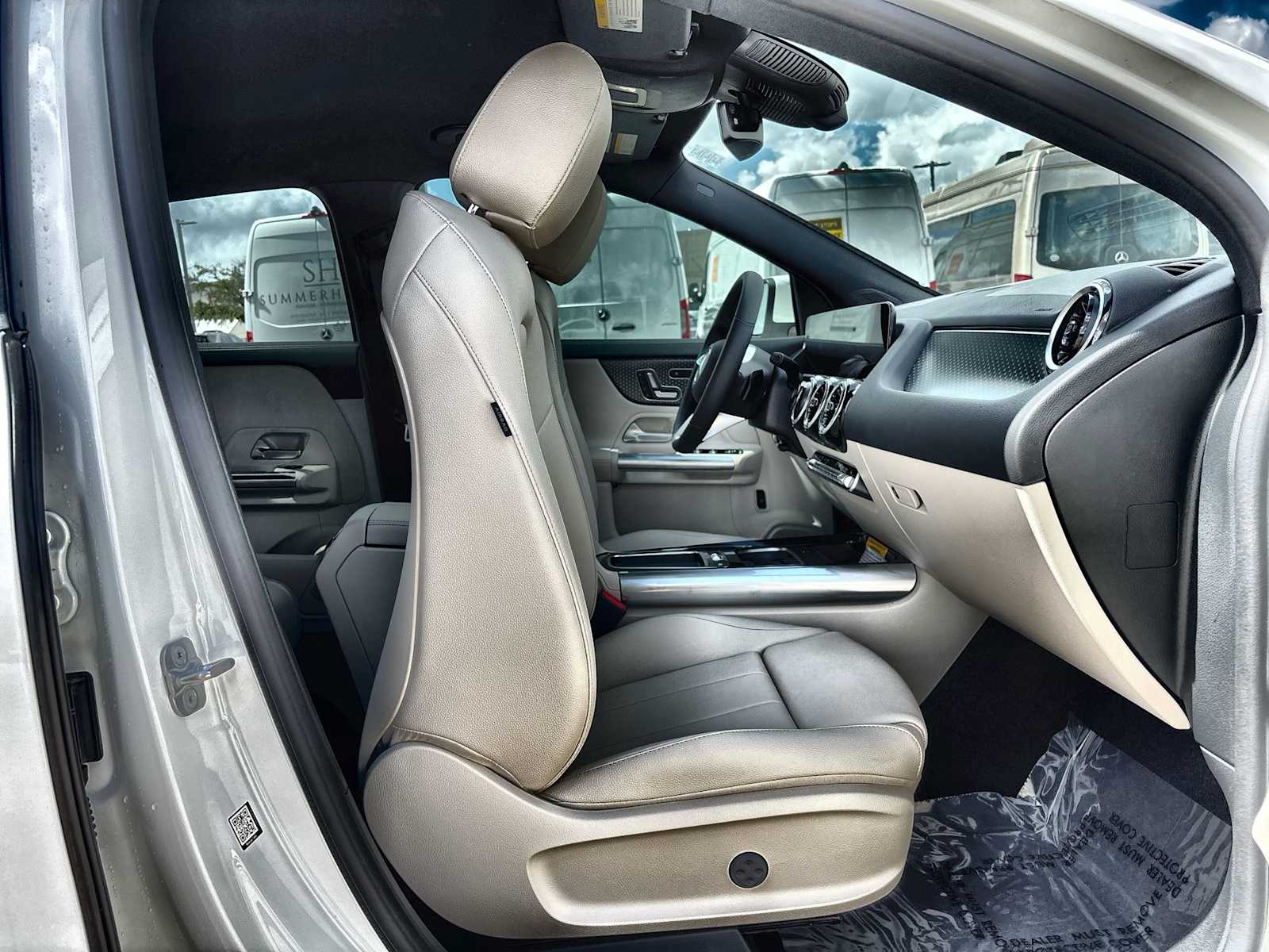 Thumbnail: 2026 Mercedes-Benz GLA - 9