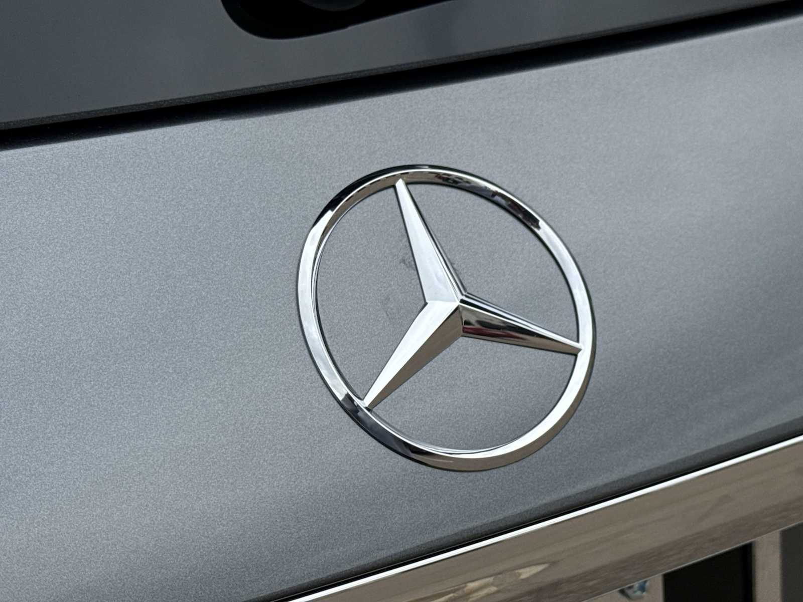 Thumbnail: 2026 Mercedes-Benz GLE - 9