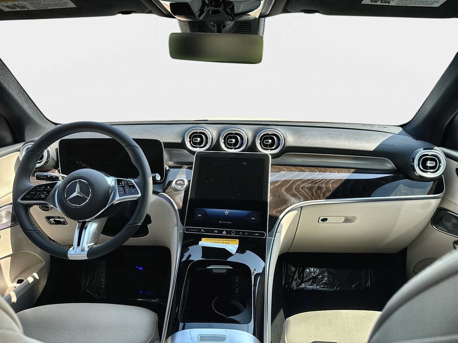 Thumbnail: 2026 Mercedes-Benz GLC - 21