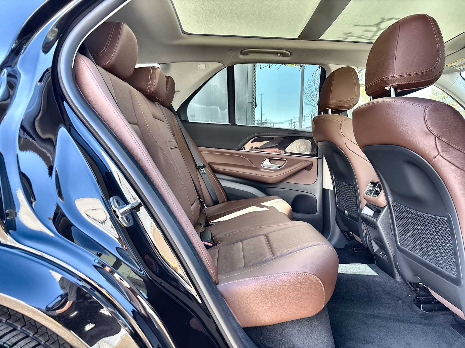 Thumbnail: 2026 Mercedes-Benz GLE - 19