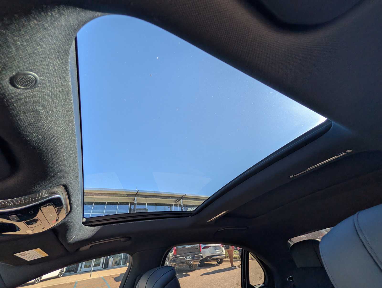 Thumbnail: 2025 Mercedes-Benz S-Class - 16