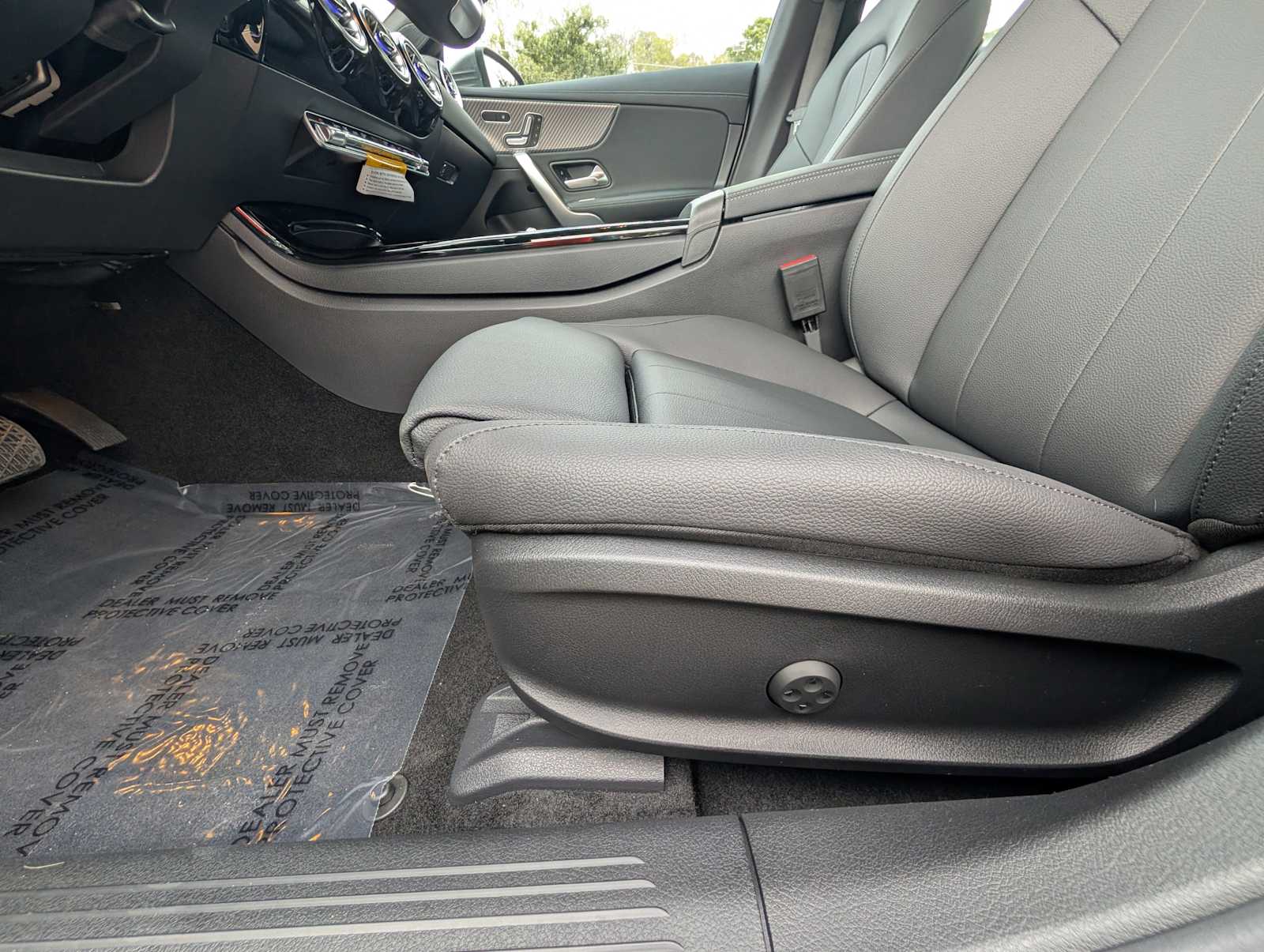 Thumbnail: 2026 Mercedes-Benz CLA - 15