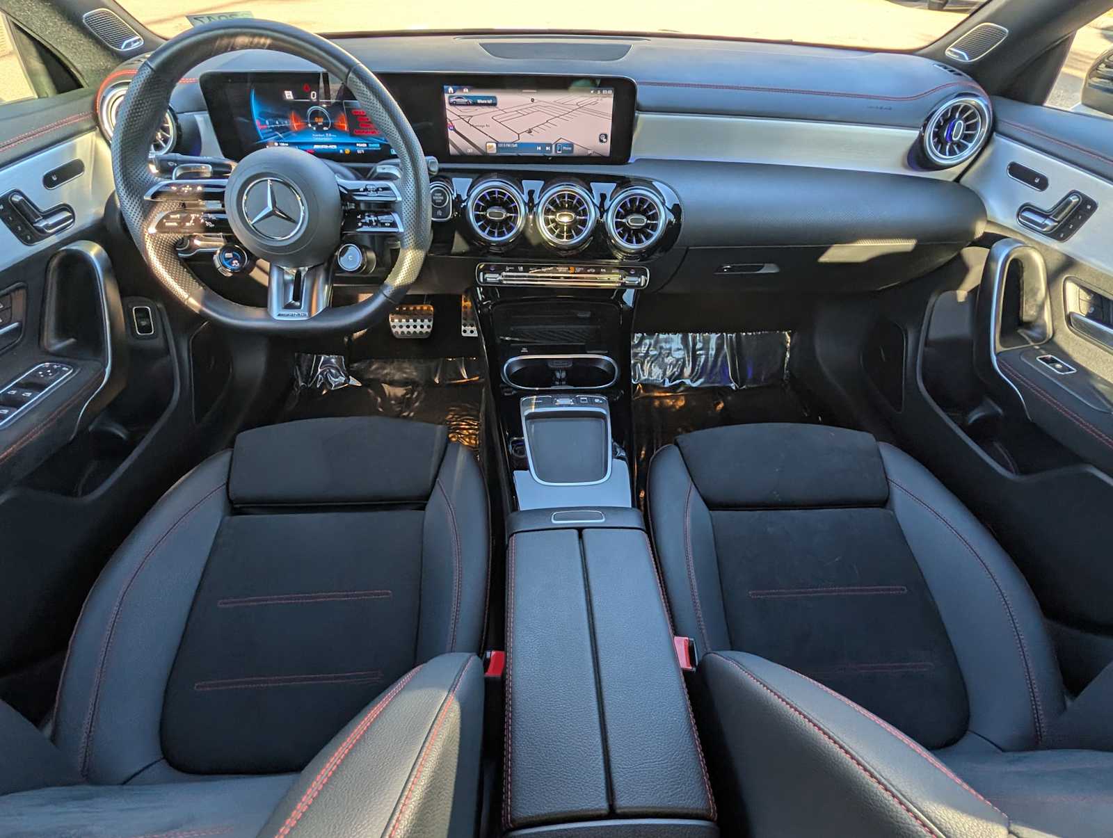 Thumbnail: 2025 Mercedes-Benz CLA - 9