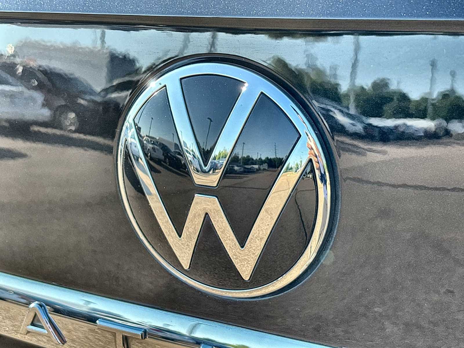 Thumbnail: 2021 Volkswagen Atlas - 16
