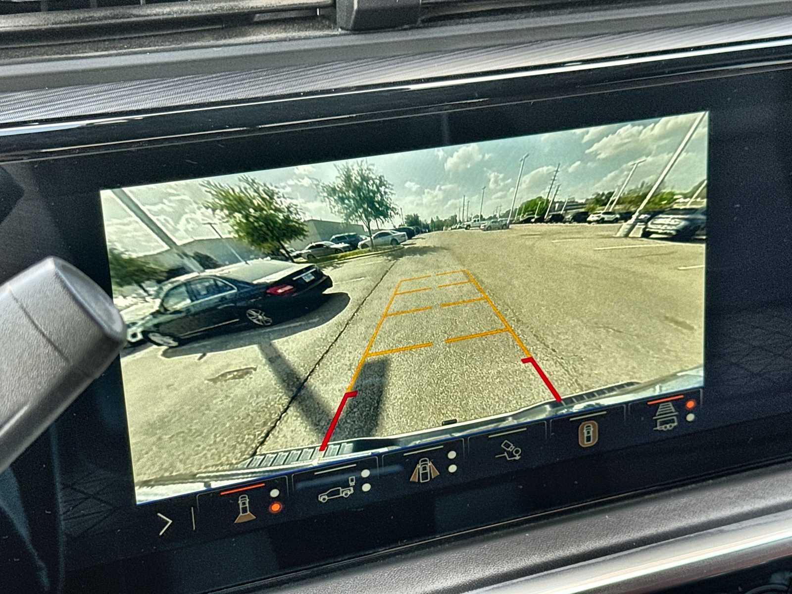 Thumbnail: 2024 GMC Sierra 2500 - 27