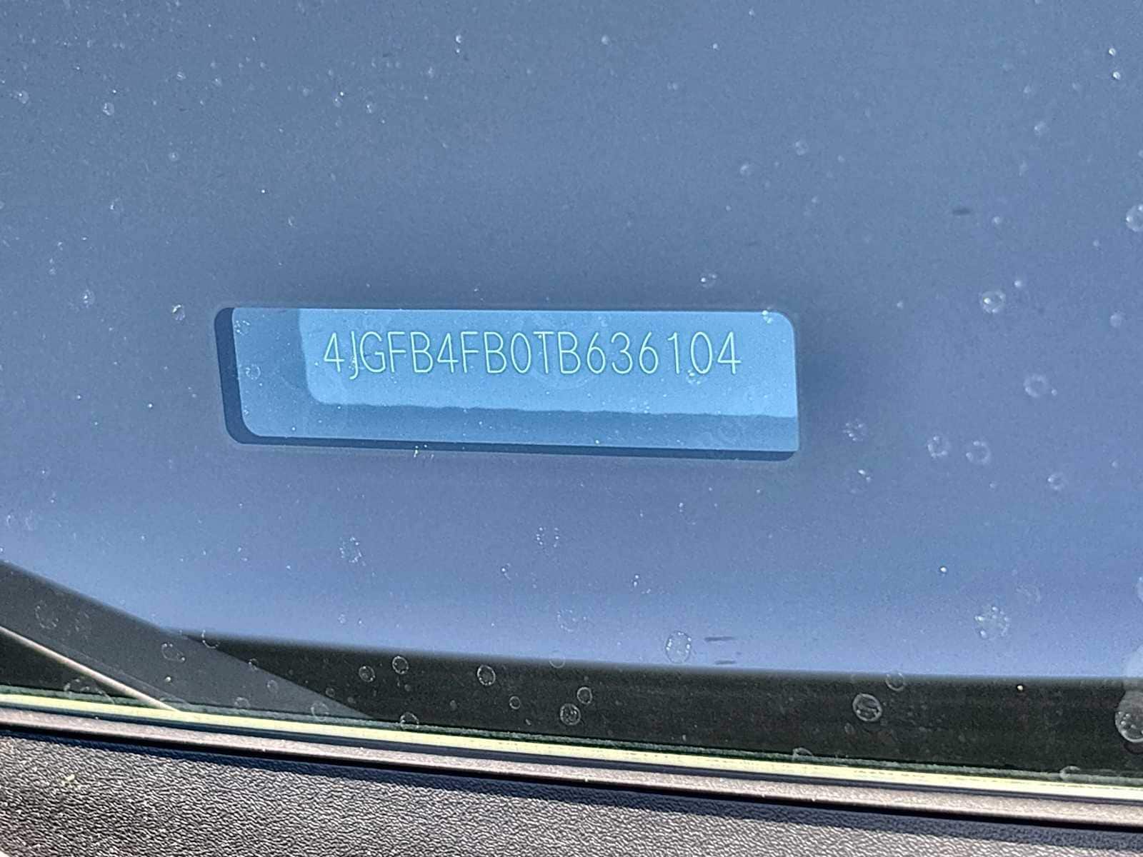 Thumbnail: 2026 Mercedes-Benz GLE - 25