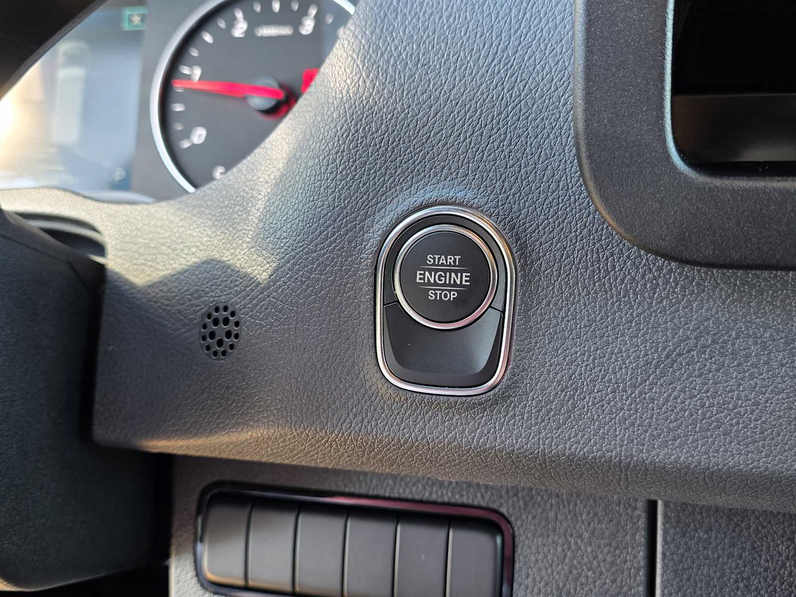 Thumbnail: 2026 Mercedes-Benz Sprinter - 22