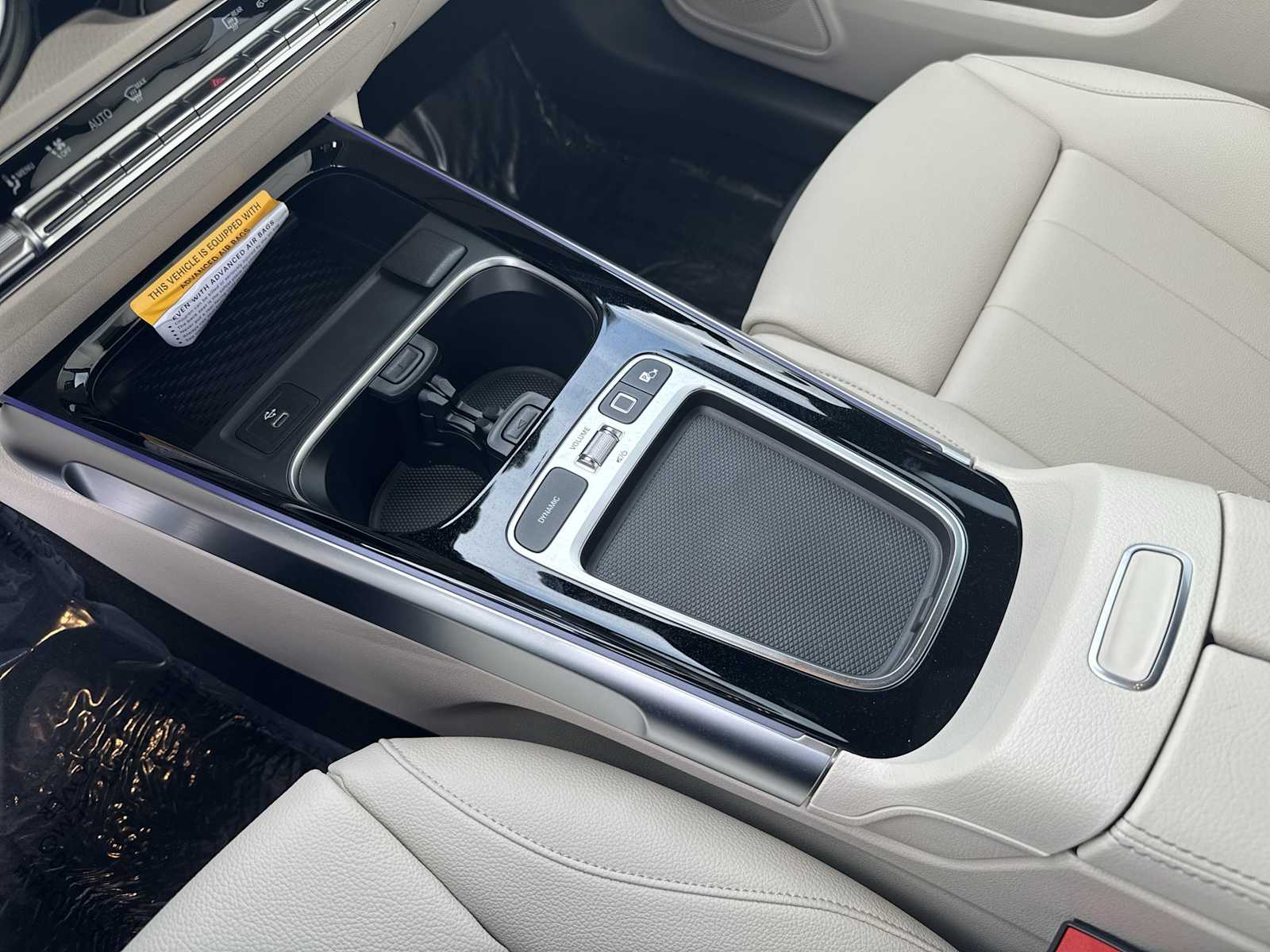 Thumbnail: 2026 Mercedes-Benz GLB - 22