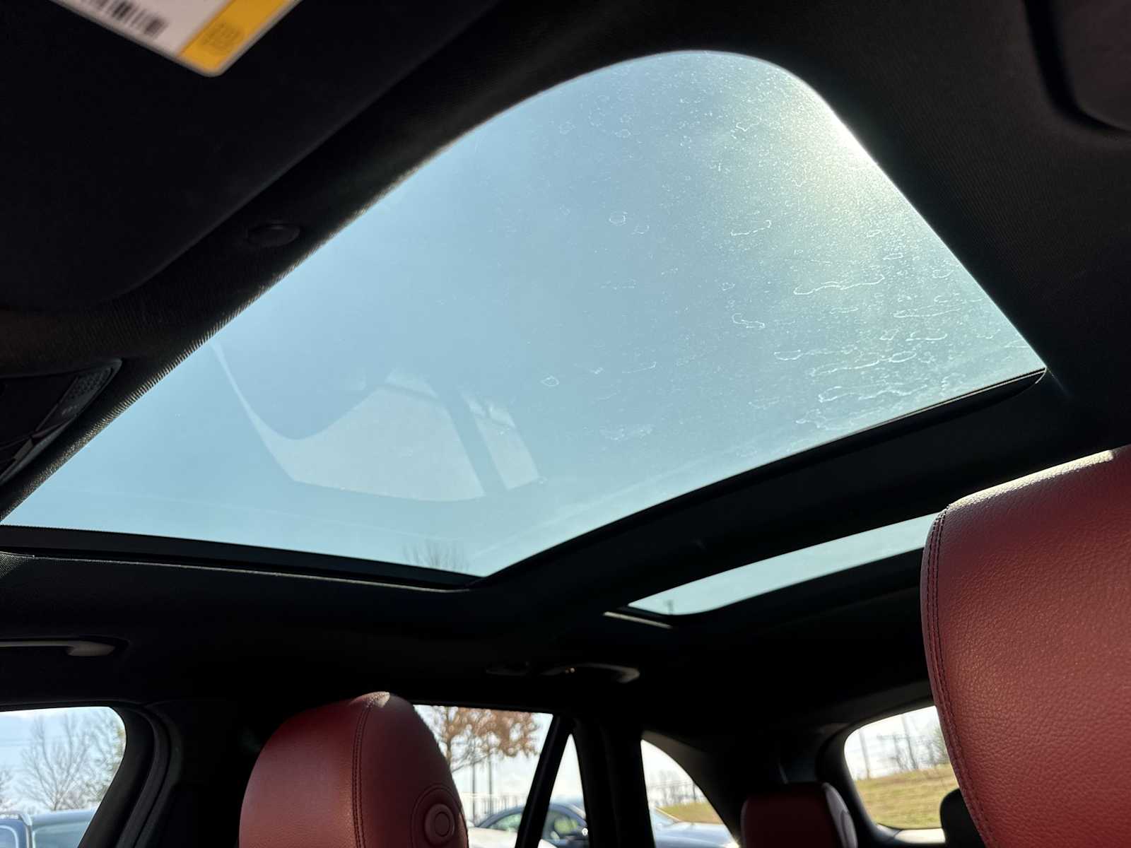 Thumbnail: 2021 Mercedes-Benz GLC - 17