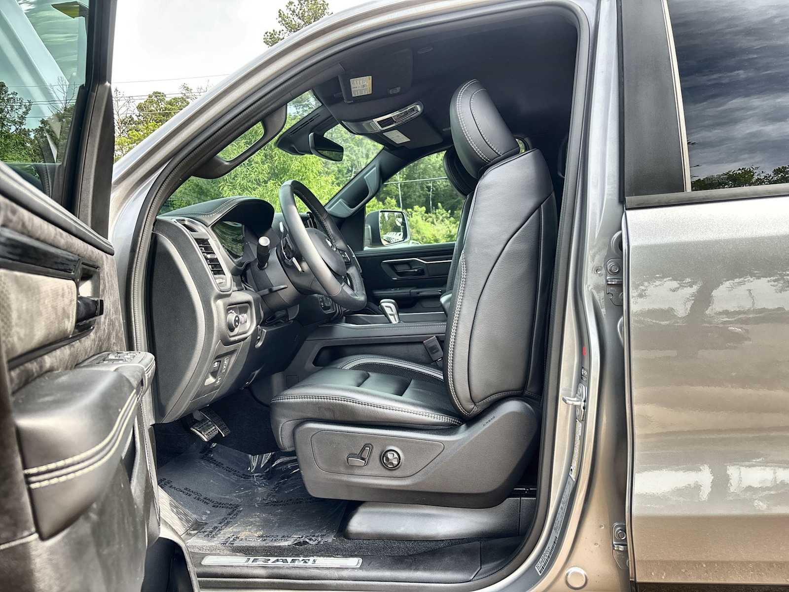 Thumbnail: 2026 RAM 1500 - 2