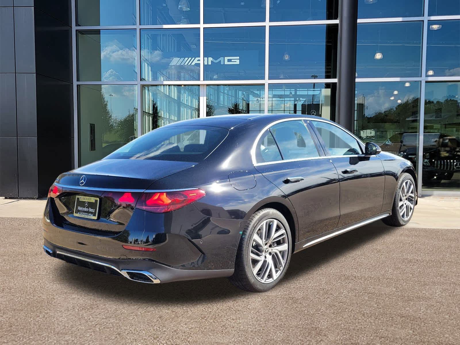 Thumbnail: 2025 Mercedes-Benz E-Class - 25