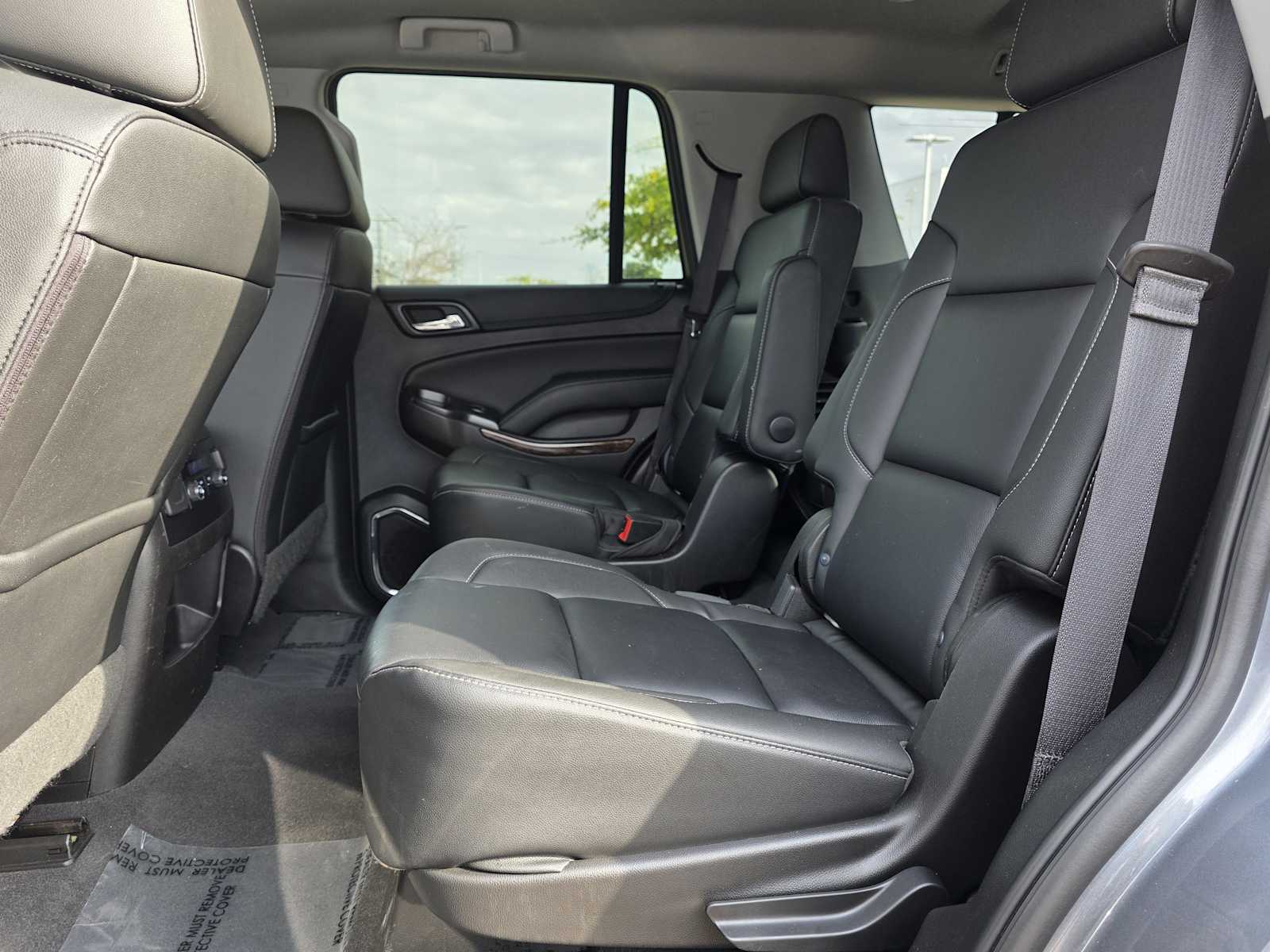 Thumbnail: 2019 Chevrolet Tahoe - 18