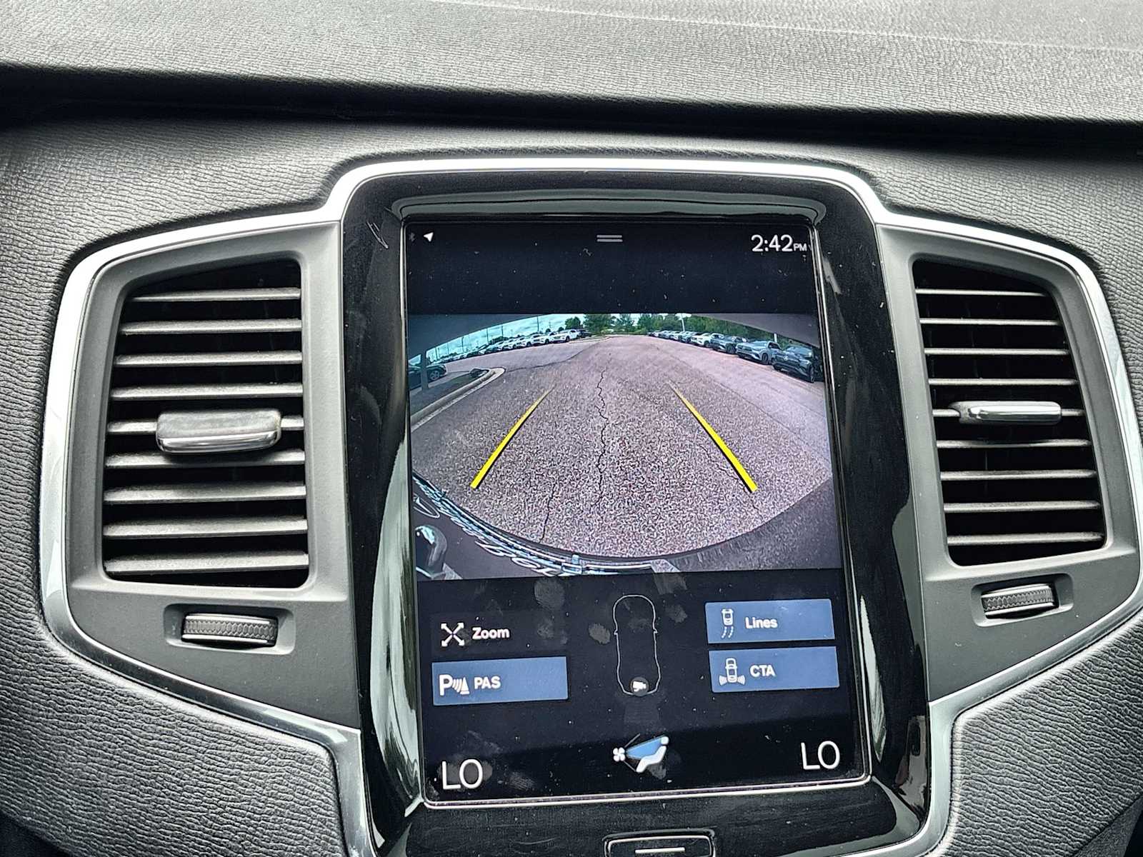 Thumbnail: 2021 Volvo XC90 - 27