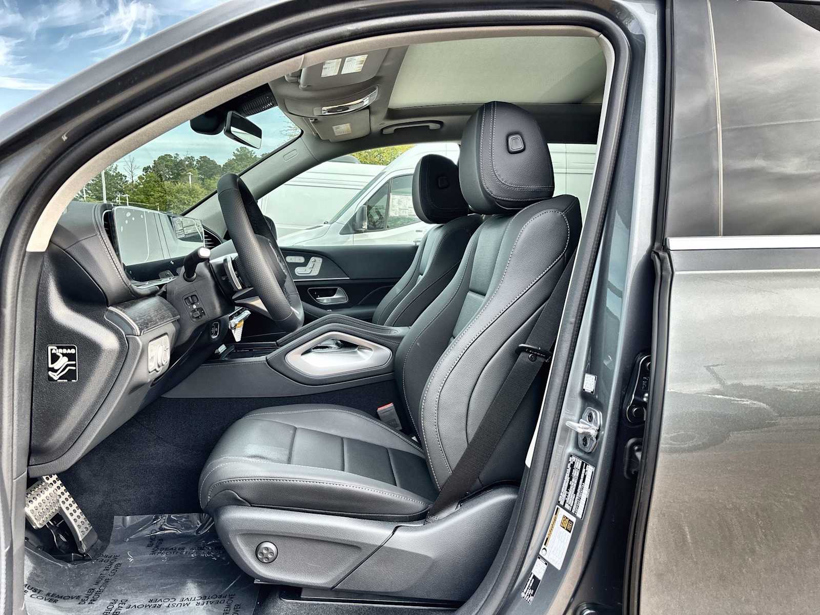 Thumbnail: 2026 Mercedes-Benz GLS - 3