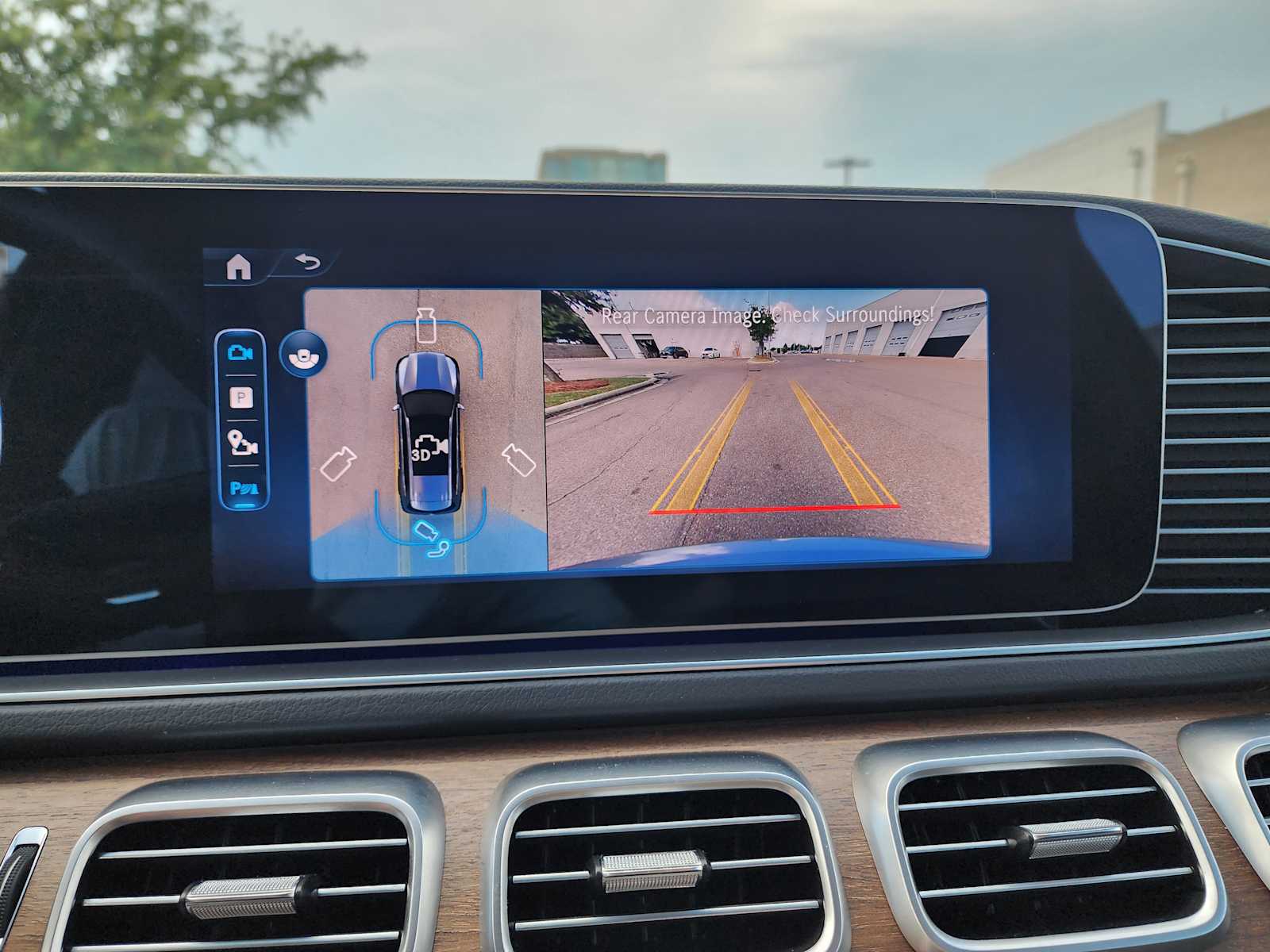 Thumbnail: 2025 Mercedes-Benz GLS - 4