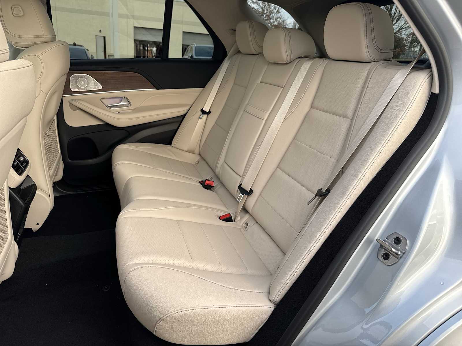 Thumbnail: 2026 Mercedes-Benz GLE - 18