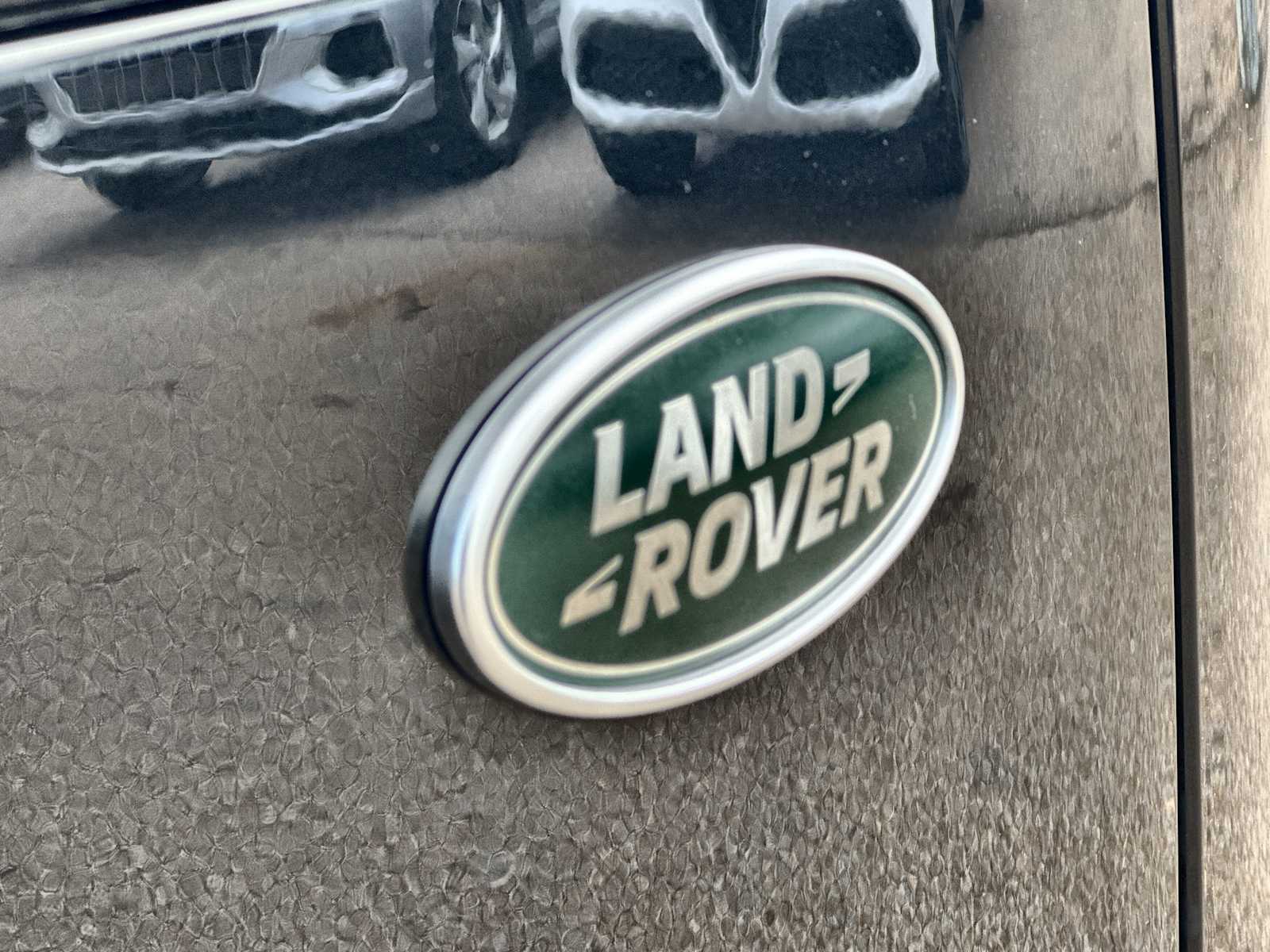 Thumbnail: 2023 Land Rover Range Rover Velar - 16