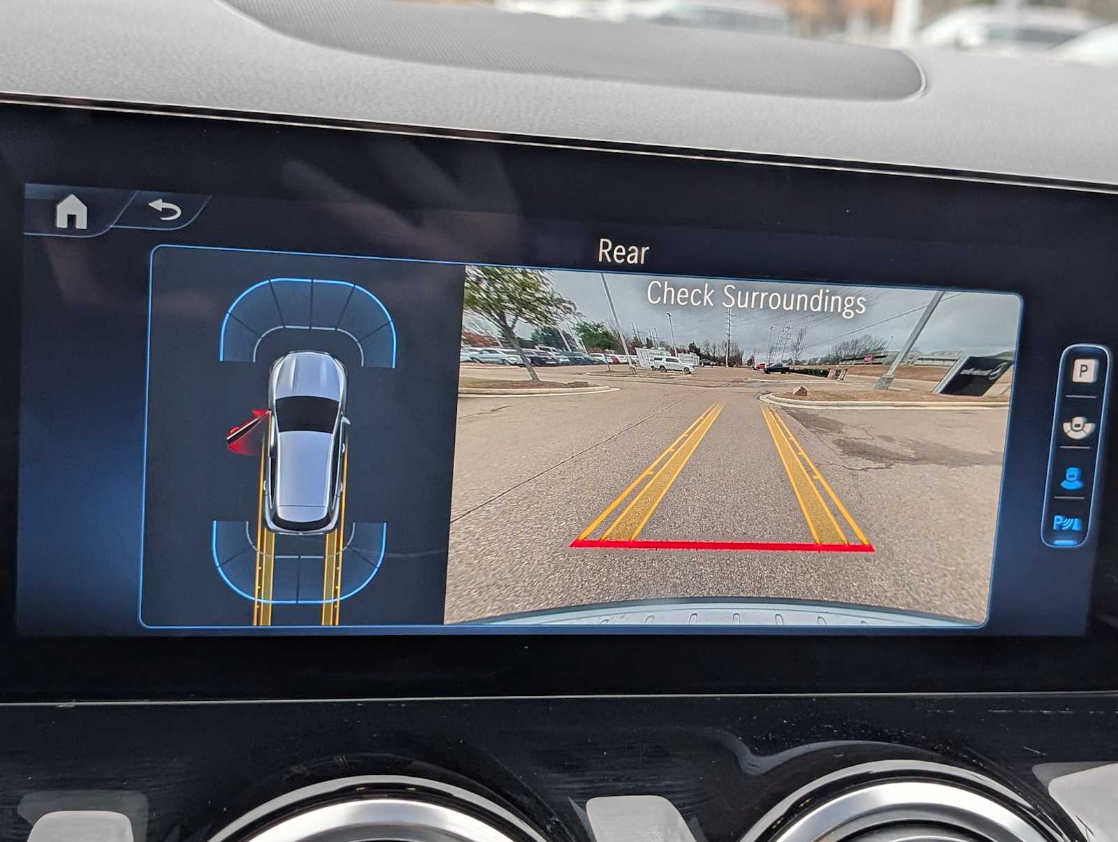 Thumbnail: 2025 Mercedes-Benz GLA - 17