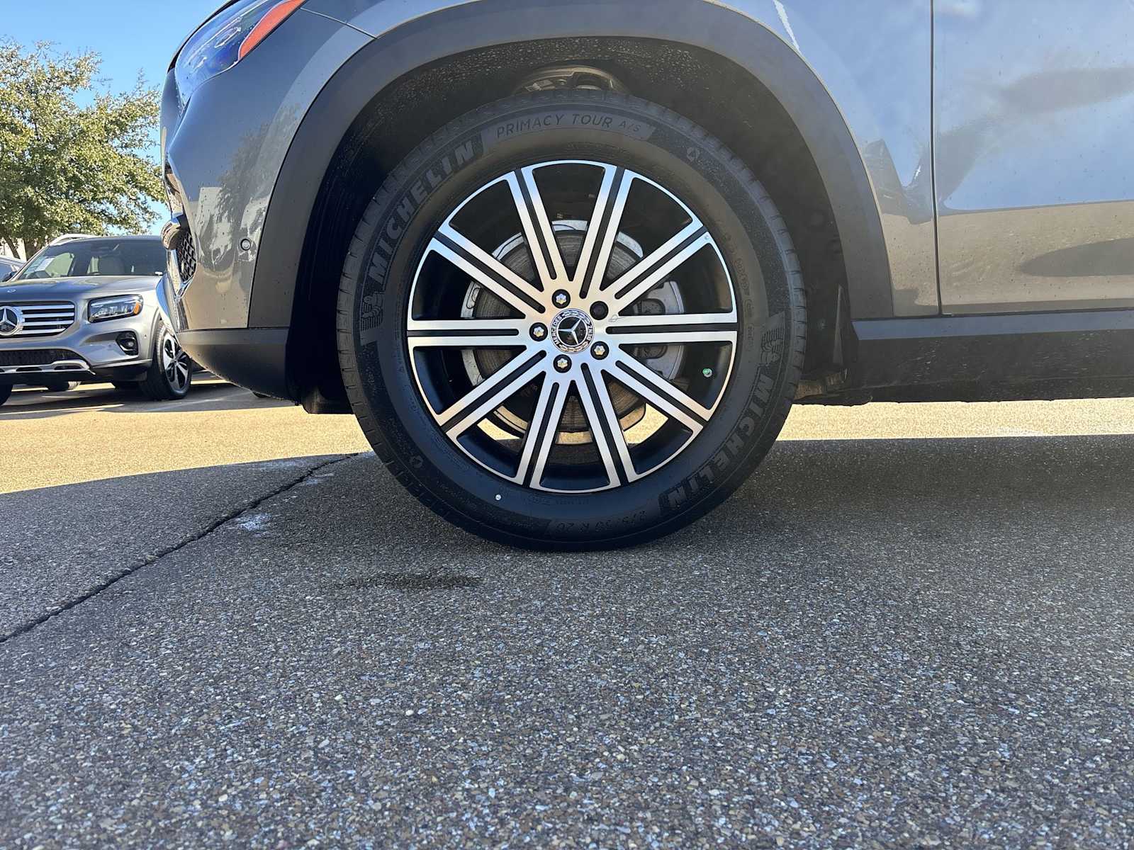 Thumbnail: 2026 Mercedes-Benz GLE - 12