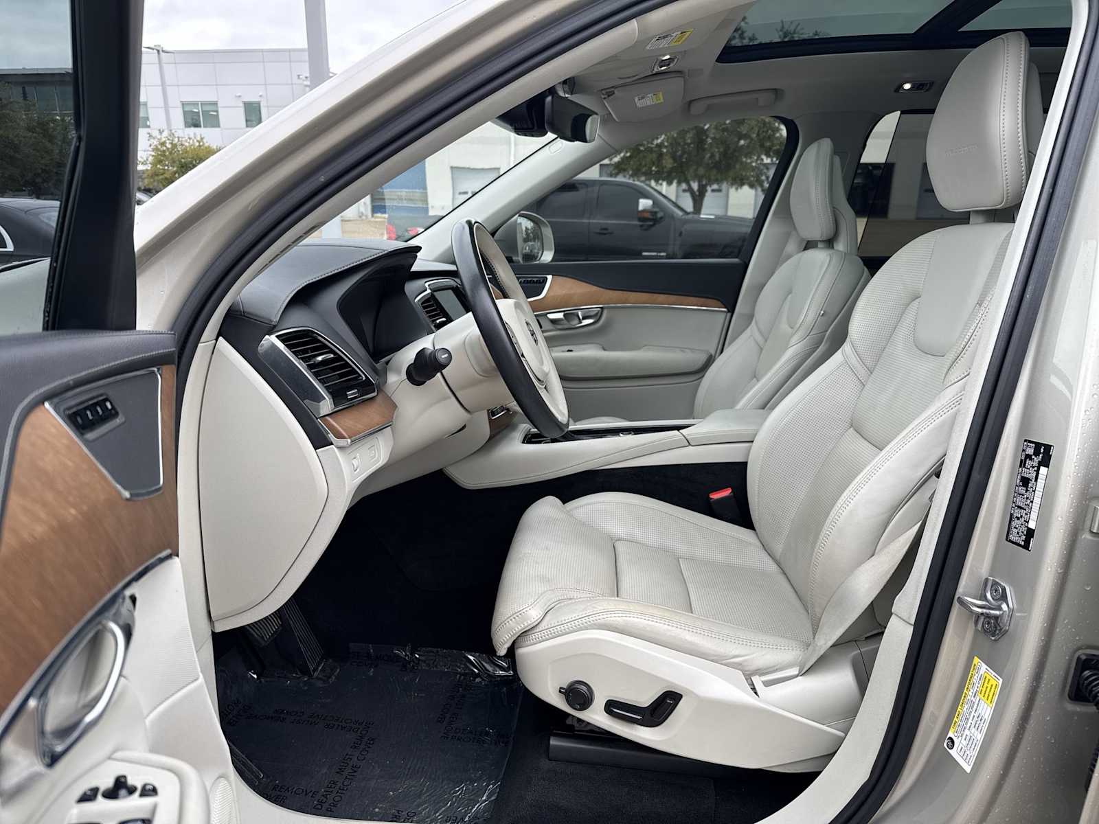 Thumbnail: 2018 Volvo XC90 - 2