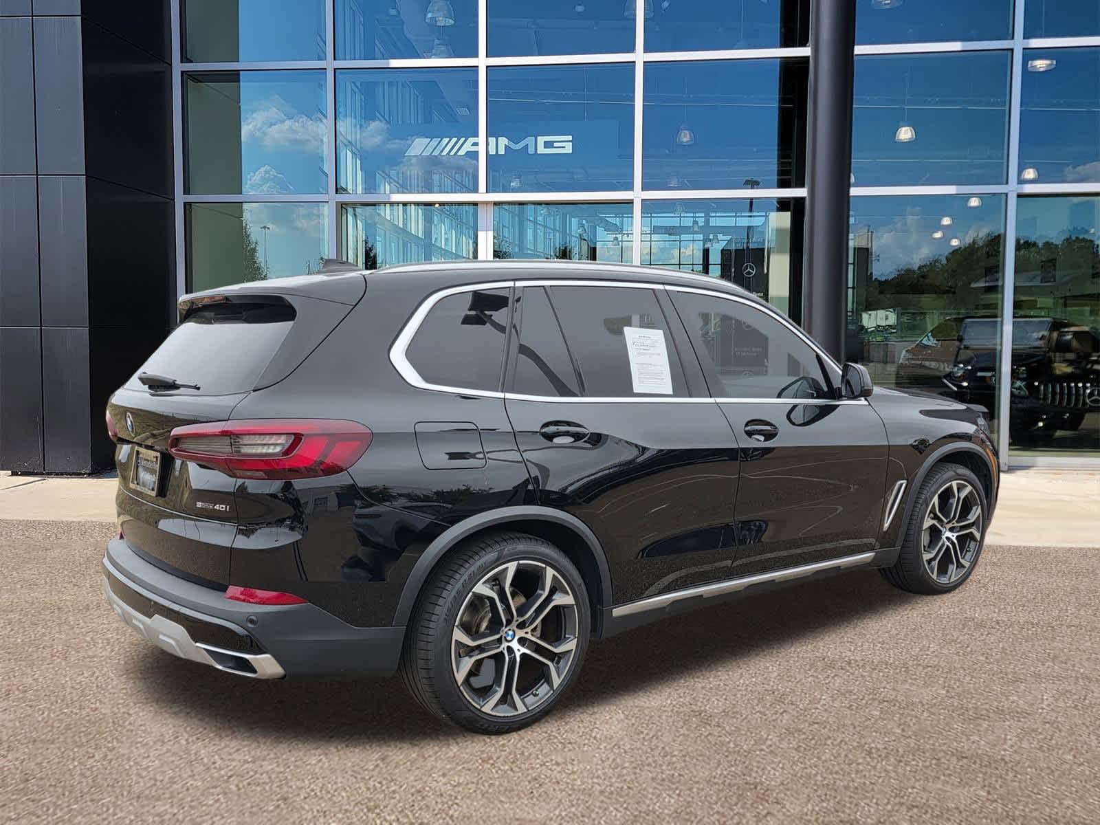 Thumbnail: 2021 BMW X5 - 7