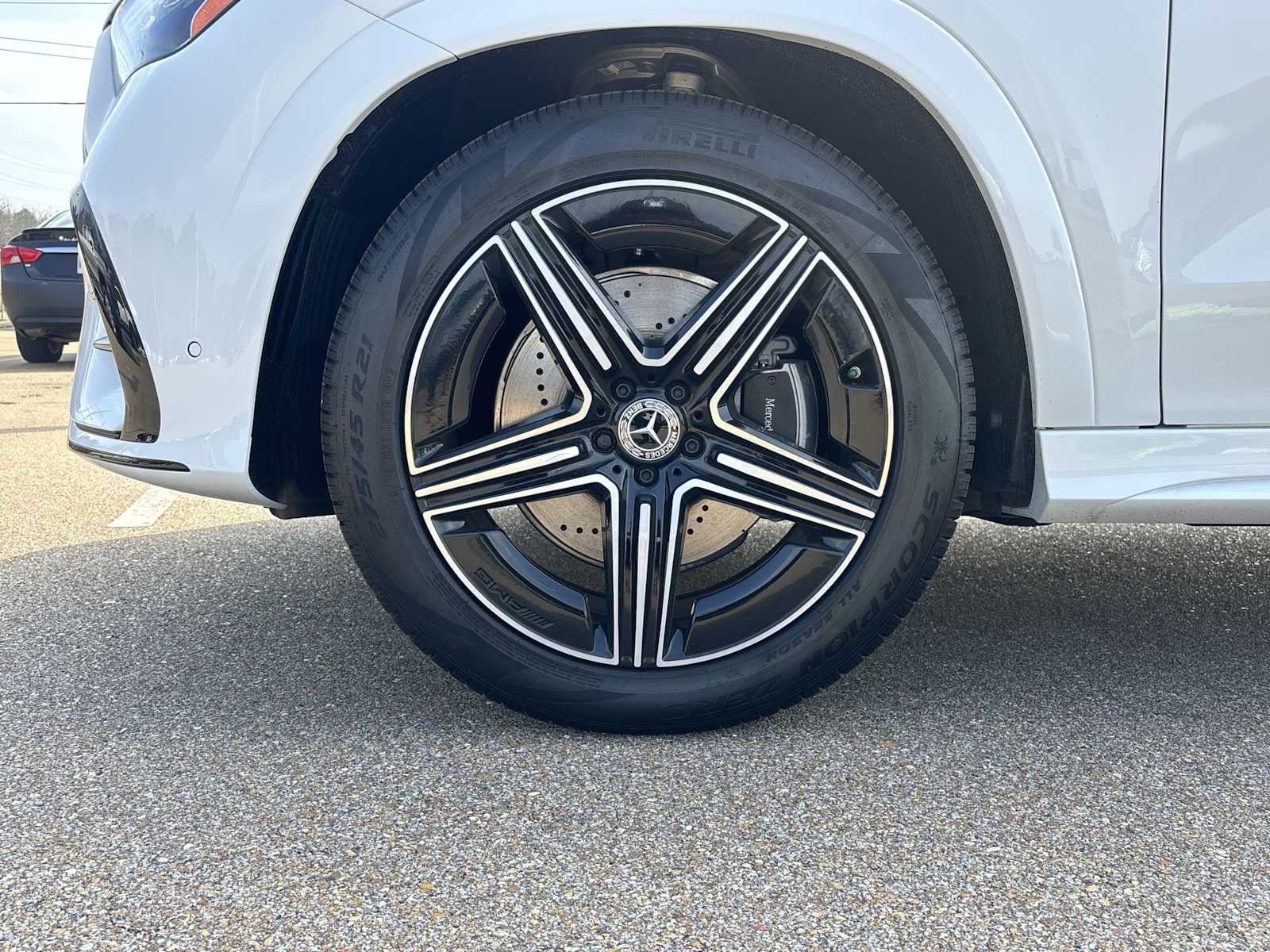 Thumbnail: 2026 Mercedes-Benz GLE - 12