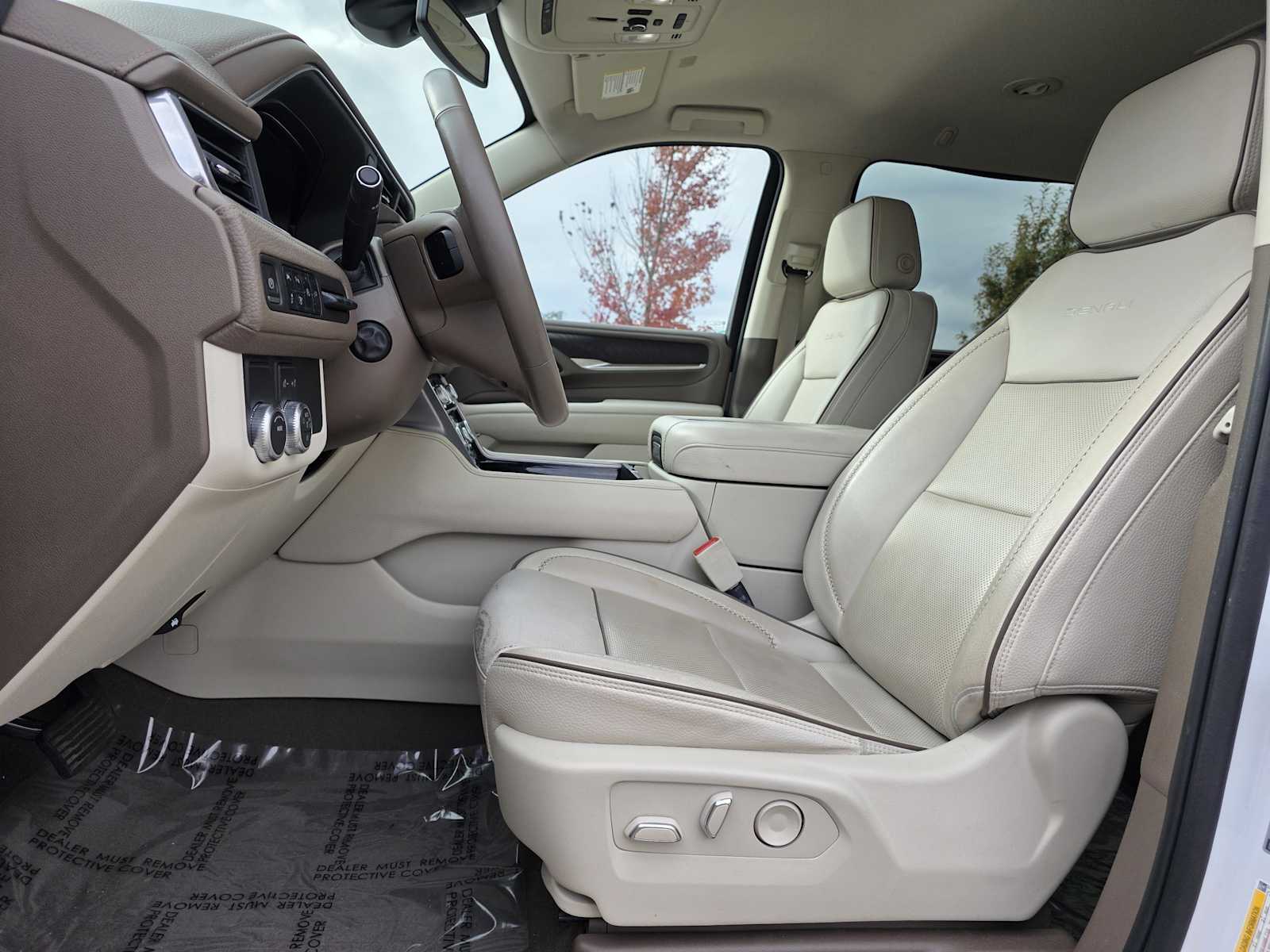 Thumbnail: 2022 GMC Yukon XL - 13