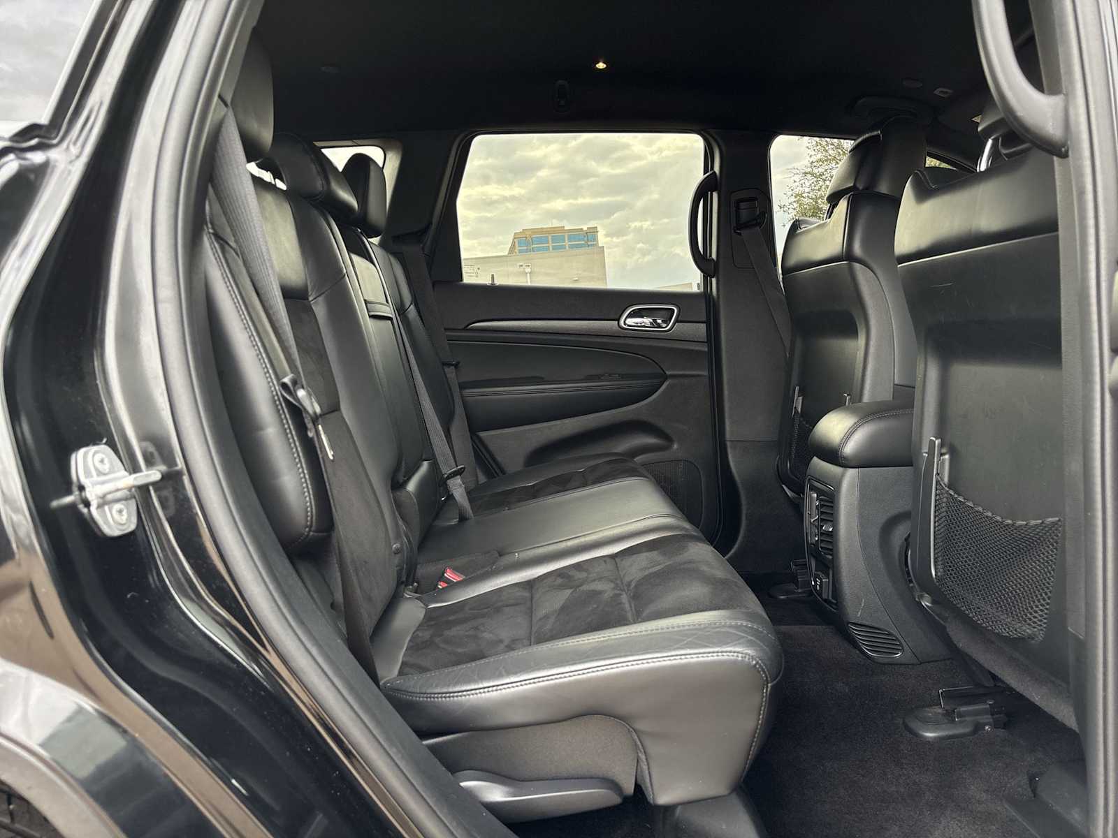 Thumbnail: 2018 Jeep Grand Cherokee - 18