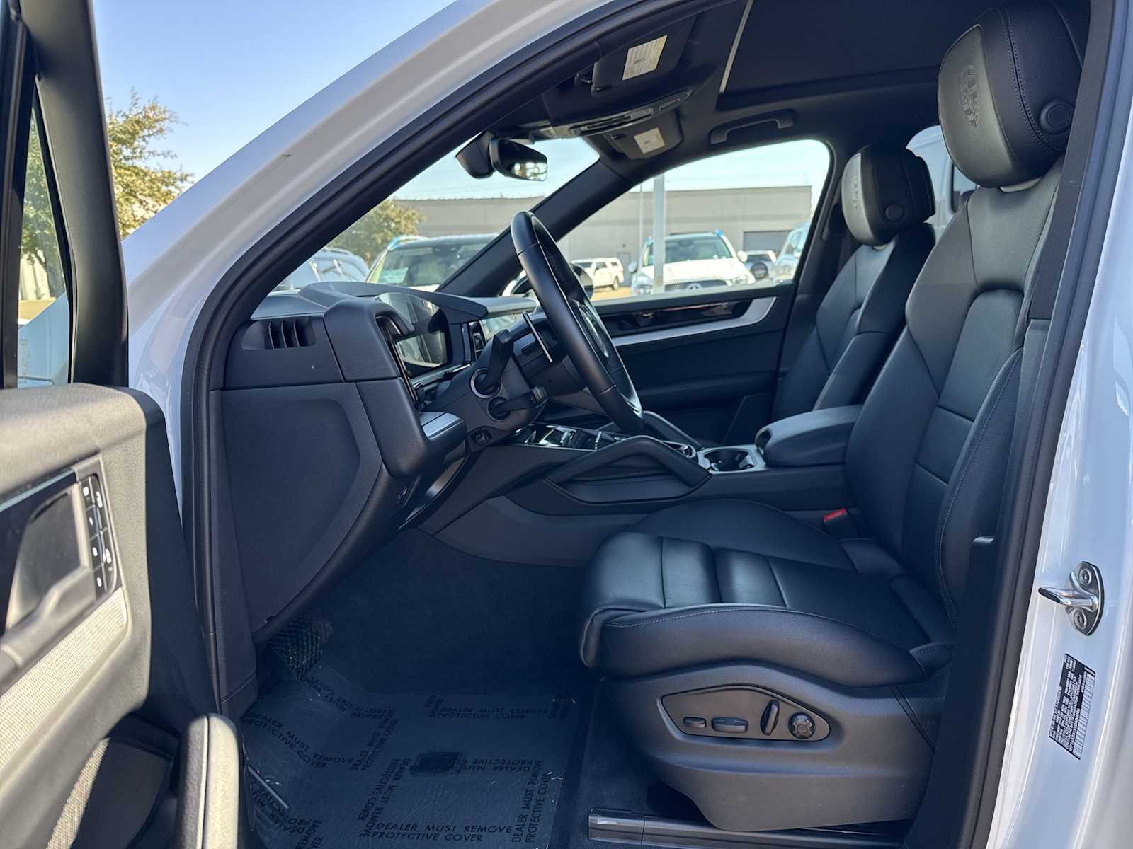 Thumbnail: 2025 Porsche Cayenne - 2