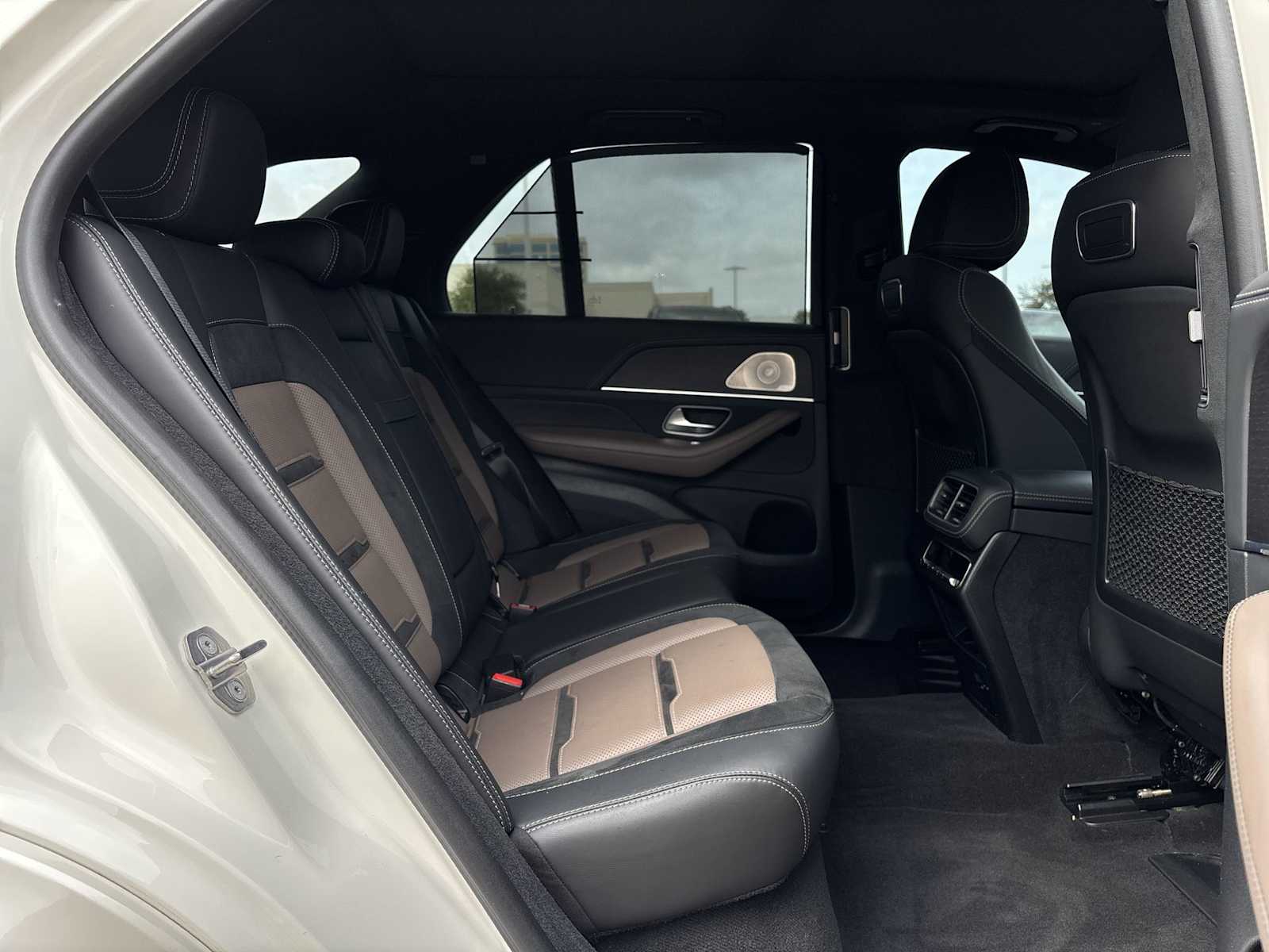 Thumbnail: 2021 Mercedes-Benz GLE - 19