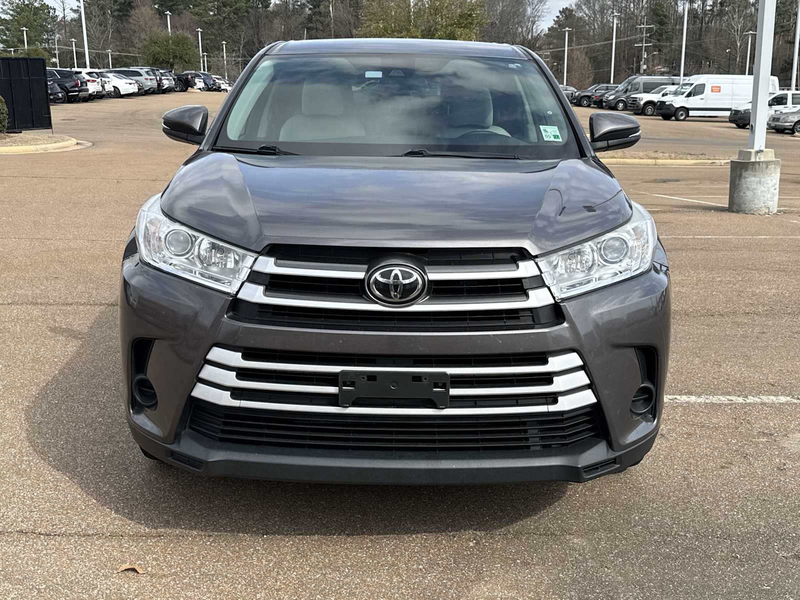 Thumbnail: 2017 Toyota Highlander - 9