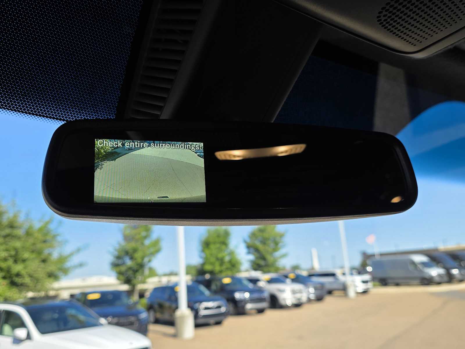 Thumbnail: 2026 Mercedes-Benz Sprinter - 19