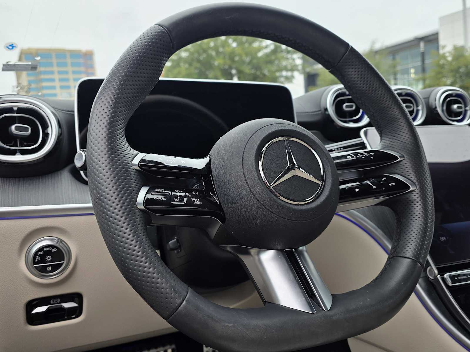 Thumbnail: 2025 Mercedes-Benz CLE - 9